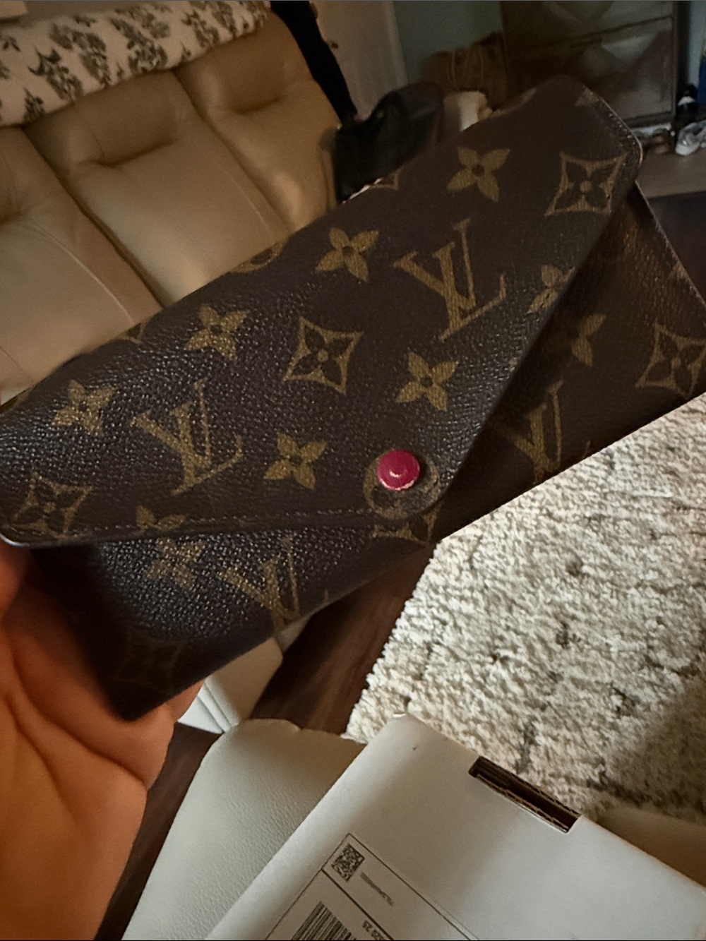 Louis Vuitton Monogram Continental Wallet with Red Interior - Picture 2 of 9